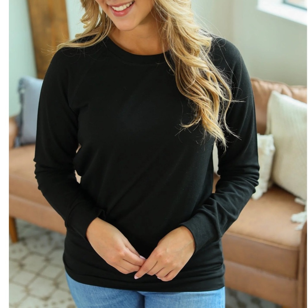 Lightweight Pullover - Picture 2 of 4